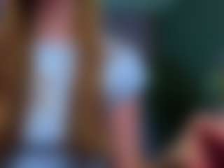 Live cam show with Meg-Ryann - Thin on sexylive.show