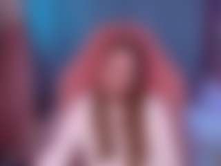Live cam show with Meg-Ryann - Blue Eyes on StripNow