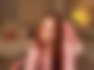 Live cam show with Meg-Ryann - Thin on AdultVida.com