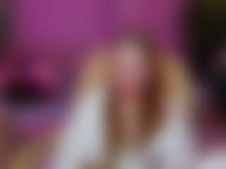 Show en direct avec Meg-Ryann - Ass Clapping sur Camsoda