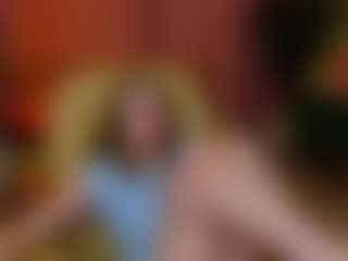 Live cam show with Meg-Ryann - Big Ass on sexylive.show
