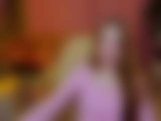 Live cam show with Meg-Ryann - Joi on Soda Cam