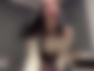 PhebeBee's Live Sex Cam Show