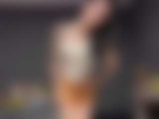 PhebeBee's Live Sex Cam Show