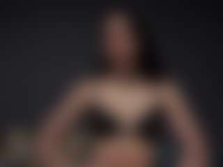 PhebeBee's Live Sex Cam Show