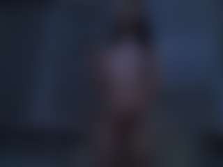 Live cam show with PhebeBee - Skinny on Uber Horny