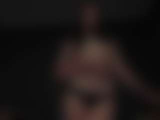 PhebeBee's Live Sex Cam Show