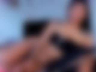 Live cam show with Jessica - Facial Piercings on SpunkLive