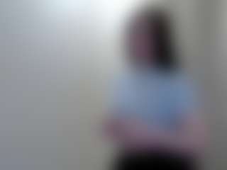 Live cam show with Ivy - Upskirt on livesuperchat.net