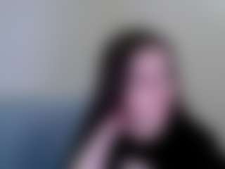 Live cam show with Ivy - Smoking on wildcum.com