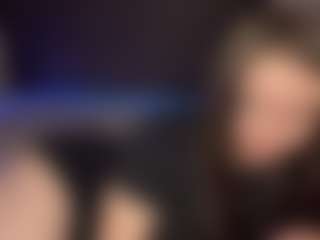 Live cam show with Ivy - Smoking on madthumbs