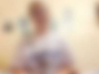 AdrieneFrock's Live Sex Cam Show
