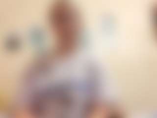 AdrieneFrock's Live Sex Cam Show
