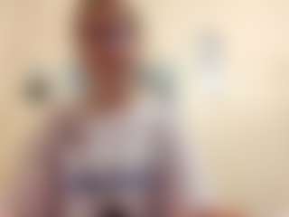 AdrieneFrock's Live Sex Cam Show