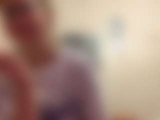 AdrieneFrock's Live Sex Cam Show