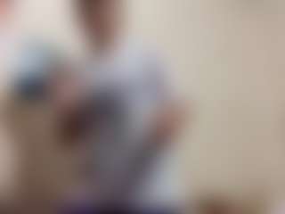 AdrieneFrock's Live Sex Cam Show