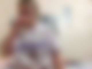 AdrieneFrock's Live Sex Cam Show