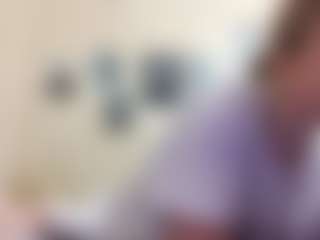 AdrieneFrock's Live Sex Cam Show