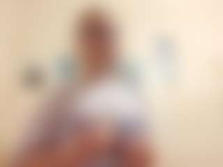 AdrieneFrock's Live Sex Cam Show