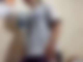 AdrieneFrock's Live Sex Cam Show