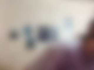 AdrieneFrock's Live Sex Cam Show