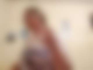 Live cam show with AdrieneFrock - Squirt Young Adult on Chatstar