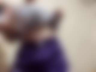 AdrieneFrock's Live Sex Cam Show