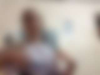 AdrieneFrock's Live Sex Cam Show
