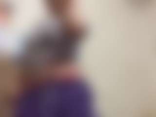 AdrieneFrock's Live Sex Cam Show