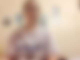 AdrieneFrocks Live-Sex-Cam-Show