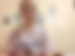 AdrieneFrock's Live Sex Cam Show