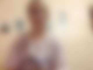 AdrieneFrock's Live Sex Cam Show