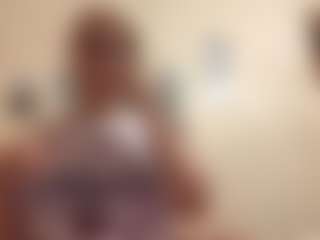 AdrieneFrock's Live Sex Cam Show