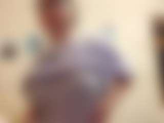 AdrieneFrock's Live Sex Cam Show