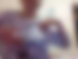 AdrieneFrock's Live Sex Cam Show