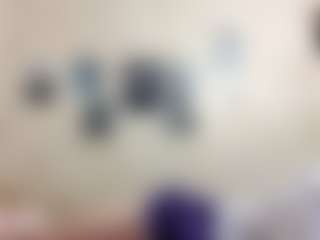 AdrieneFrock's Live Sex Cam Show