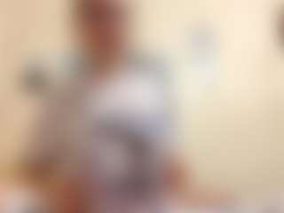 AdrieneFrock's Live Sex Cam Show