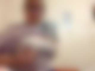 AdrieneFrock's Live Sex Cam Show