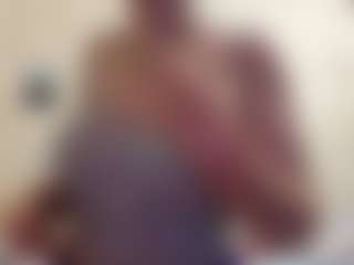 AdrieneFrock's Live Sex Cam Show