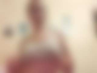 AdrieneFrock's Live Sex Cam Show