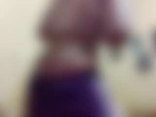 Live cam show with AdrieneFrock - Squirt on StripNow