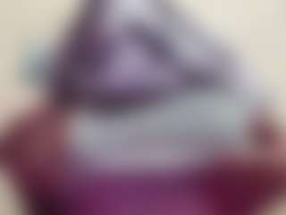 AdrieneFrock's Live Sex Cam Show