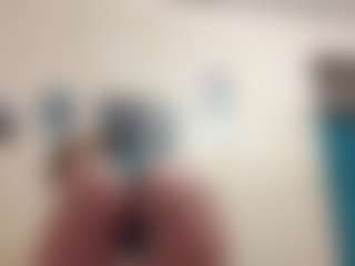 AdrieneFrock's Live Sex Cam Show