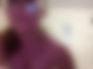 AdrieneFrock's Live Sex Cam Show