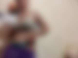 AdrieneFrock's Live Sex Cam Show