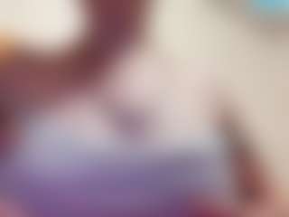 AdrieneFrock's Live Sex Cam Show