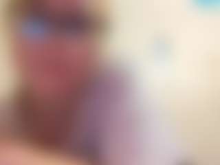 Live cam show with AdrieneFrock - Granny on Cam Slut