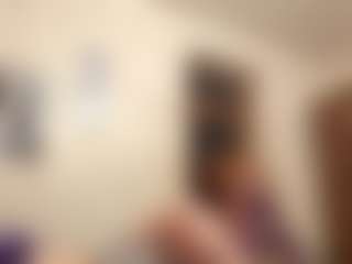 Live cam show with AdrieneFrock - Solo on Camsoda