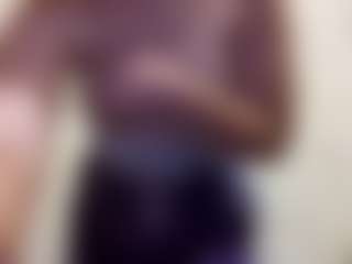 Live cam show with AdrieneFrock - Spy Granny on liverealitysex.com