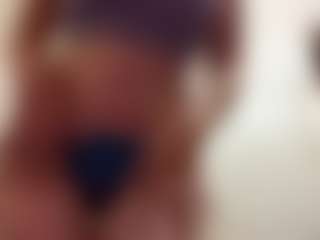 Live cam show with AdrieneFrock - BBW on livesexfox.com